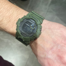 Carica l'immagine nel visualizzatore di Gallery, CASIO G-SHOCK GBD-800UC-3