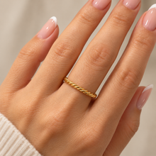 Carica l'immagine nel visualizzatore di Gallery, FEDINA GOLD TWIST