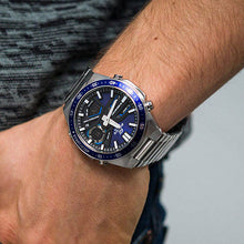 Carica l'immagine nel visualizzatore di Gallery, CASIO EDIFICE _ EFV-C110D-2AV
