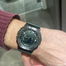 Carica l'immagine nel visualizzatore di Gallery, CASIO G-SHOCK GM-2100B-3AER