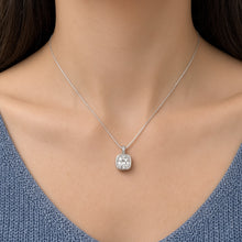Carica l'immagine nel visualizzatore di Gallery, COLLANA PUNTO LUCE CARRE'