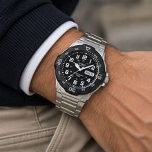 Carica l'immagine nel visualizzatore di Gallery, CASIO COLLECTION _ MRW-200HD-1BVEF