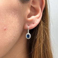 Carica l'immagine nel visualizzatore di Gallery, ORECCHINI MONACHELLA CON ZIRCONE BLU