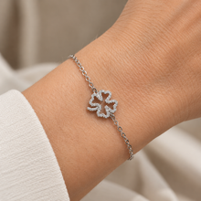 Carica l'immagine nel visualizzatore di Gallery, BRACCIALE QUADRIFOGLIO BRILLANTE
