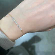 Carica l'immagine nel visualizzatore di Gallery, BRACCIALE PIASTRINA ZIRCONI ORO GIALLO
