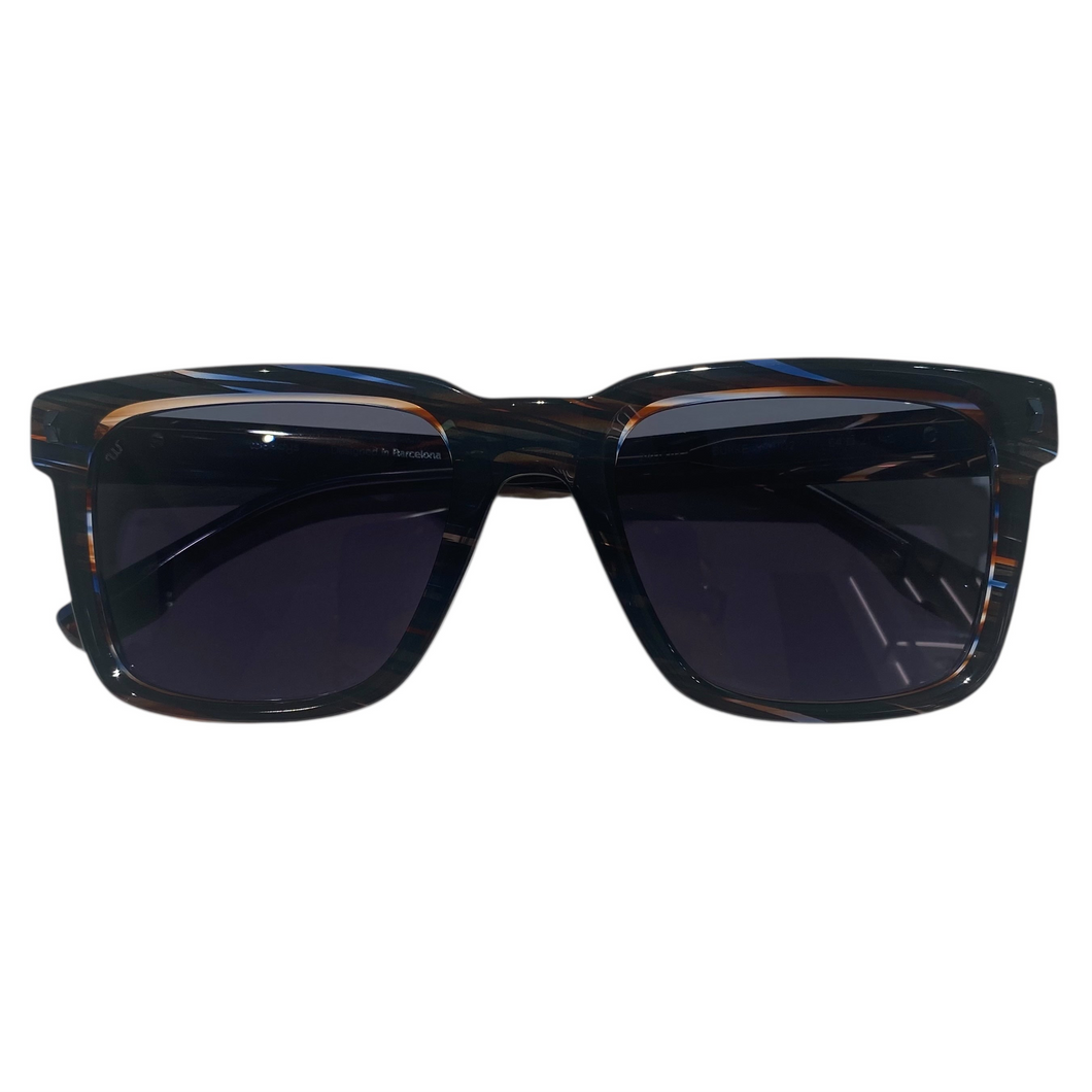 WOODYS BURKE 02