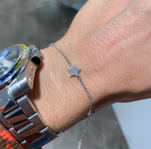 Carica l&#39;immagine nel visualizzatore di Gallery, BRACCIALE STELLA CON ZIRCONI IN ORO BIANCO
