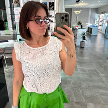 Carica l&#39;immagine nel visualizzatore di Gallery, OCCHIALE DA SOLE MIU MIU
