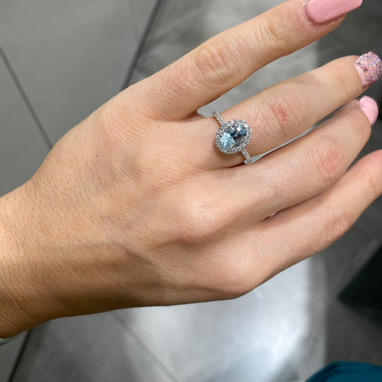 ANELLO ACQUAMARINA E DIAMANTI