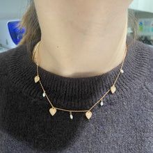 Carica l'immagine nel visualizzatore di Gallery, COLLANA CUORI E PERLE
