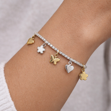 Carica l'immagine nel visualizzatore di Gallery, BRACCIALE DADINI E CIONDOLI DORATI
