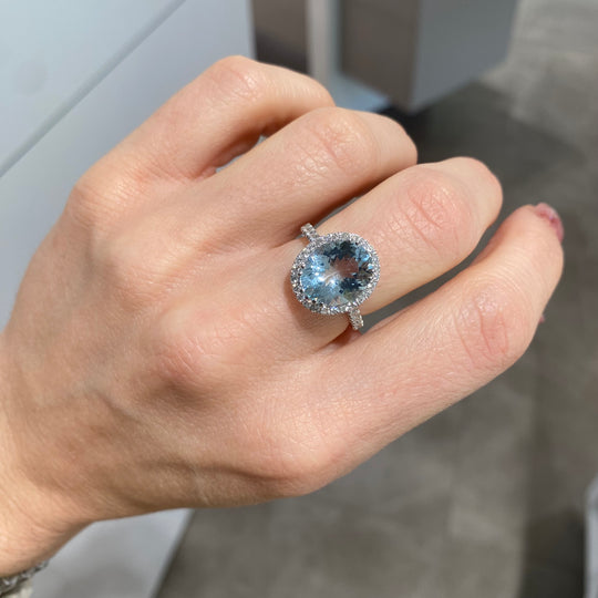 ANELLO ACQUAMARINA e DIAMANTI