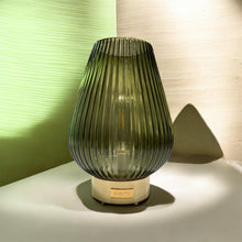 Carica l'immagine nel visualizzatore di Gallery, LAMPADA GOCCIA VERDE
