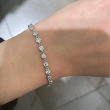 Carica l'immagine nel visualizzatore di Gallery, BRACCIALE PUNTI LUCE BIANCHI BABY
