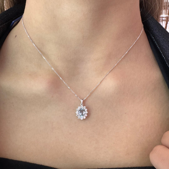 COLLANA CON ACQUAMARINA E DIAMANTE