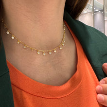 Carica l'immagine nel visualizzatore di Gallery, COLLANA PUNTI LUCE CIPOLLINA DORATA

