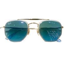 Carica l&#39;immagine nel visualizzatore di Gallery, RAYBAN THE MARSHAL II
