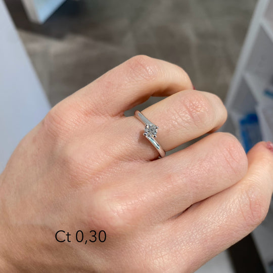 ANELLO SOLITARIO VALENTINO