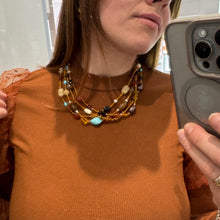 Carica l'immagine nel visualizzatore di Gallery, COLLANA CITRINO,PERLE,AMBRA E TURCHESE
