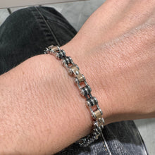 Carica l'immagine nel visualizzatore di Gallery, BRACCIALE CATENA BICICLETTA
