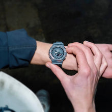 Carica l'immagine nel visualizzatore di Gallery, CASIO G-SHOCK GA-2100CM-8AER
