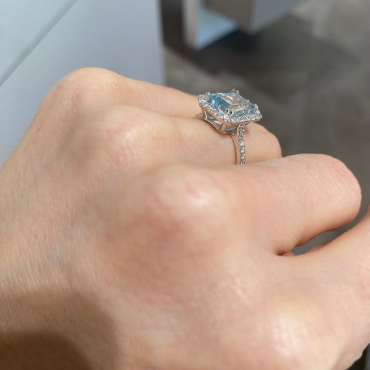 ANELLO ACQUAMARINA e DIAMANTI