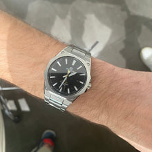 Carica l&#39;immagine nel visualizzatore di Gallery, CASIO EDIFICE EFR-S108D-1AV
