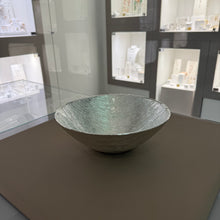 Carica l'immagine nel visualizzatore di Gallery, CENTROTAVOLA ROTONDO STRIATO
