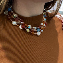 Carica l'immagine nel visualizzatore di Gallery, COLLANA PERLE,CORNIOLA E AGATA MULTICOLOR

