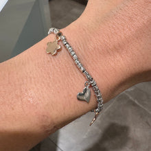 Carica l'immagine nel visualizzatore di Gallery, BRACCIALE DADINI E CIONDOLI DORATI ROSA
