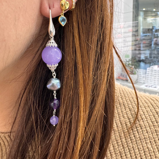 ORECCHINI CON GIADA, AMETISTA E PERLE THAITI