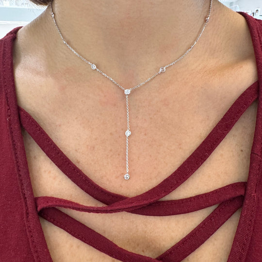 COLLANA PUNTI LUCE CON PENDENTE