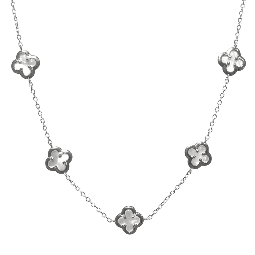 COLLANA CON FIORI IN MADREPERLA