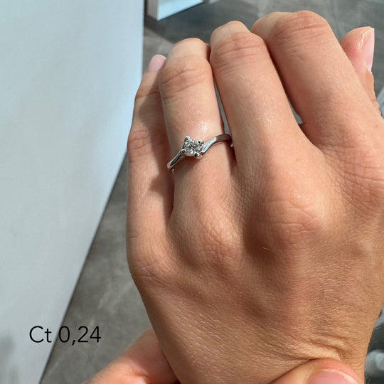 ANELLO SOLITARIO INTRECCIO