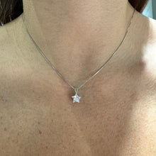 Carica l&#39;immagine nel visualizzatore di Gallery, COLLANA PUNTO LUCE A STELLA
