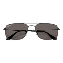 Carica l'immagine nel visualizzatore di Gallery, RAYBAN RB3779
