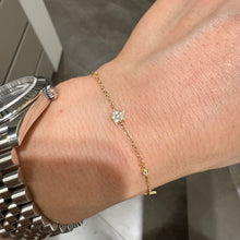 Carica l&#39;immagine nel visualizzatore di Gallery, BRACCIALE STELLE CON ZIRCONI
