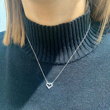 Carica l'immagine nel visualizzatore di Gallery, COLLANA CUORE DI ZIRCONI
