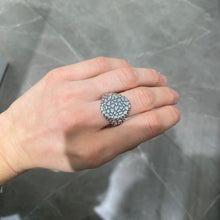 Carica l&#39;immagine nel visualizzatore di Gallery, ANELLO UOMO OVALE LAVORATO
