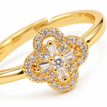 Carica l'immagine nel visualizzatore di Gallery, ANELLO CLOVER LIGHT
