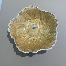 Carica l'immagine nel visualizzatore di Gallery, CENTROTAVOLA FIORE
