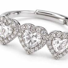 Carica l'immagine nel visualizzatore di Gallery, ANELLO THREE HEARTS
