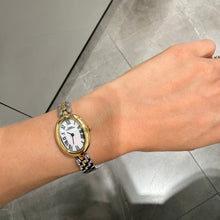 Carica l'immagine nel visualizzatore di Gallery, OROLOGIO CAPITAL AX8070R
