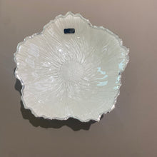 Carica l'immagine nel visualizzatore di Gallery, CENTROTAVOLA FIORE
