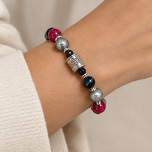 Carica l'immagine nel visualizzatore di Gallery, BRACCIALE AGATA ROSSA,ONICE E PERLA GRIGIA
