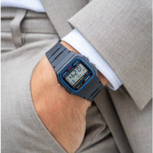 Carica l&#39;immagine nel visualizzatore di Gallery, CASIO F-91W-1YER
