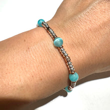 Carica l&#39;immagine nel visualizzatore di Gallery, BRACCIALE SELENITE AZZURRA
