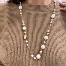 Carica l'immagine nel visualizzatore di Gallery, COLLANA CON AGATA BIANCA
