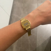 Carica l'immagine nel visualizzatore di Gallery, CASIO LA670WEMY-9EF
