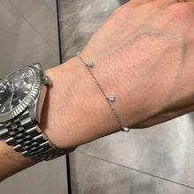 Carica l&#39;immagine nel visualizzatore di Gallery, BRACCIALE CHARM PUNTI LUCE ORO BIANCO
